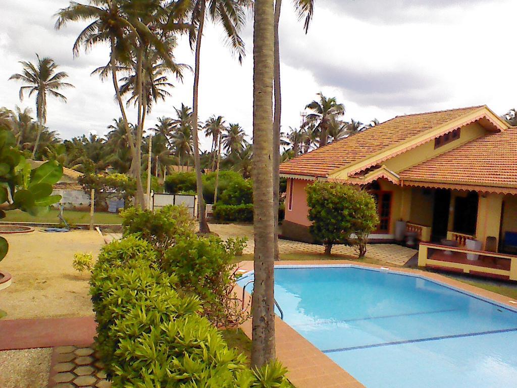 Villa Sea Breeze Kepungoda Esterno foto