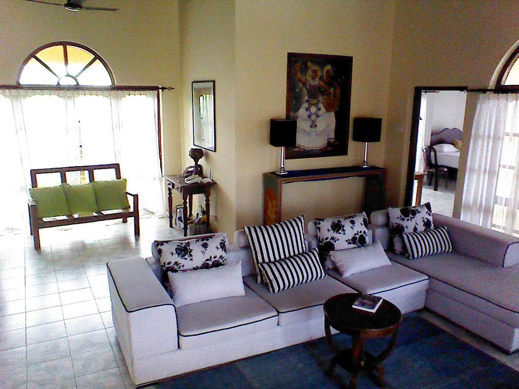 Villa Sea Breeze Kepungoda Esterno foto