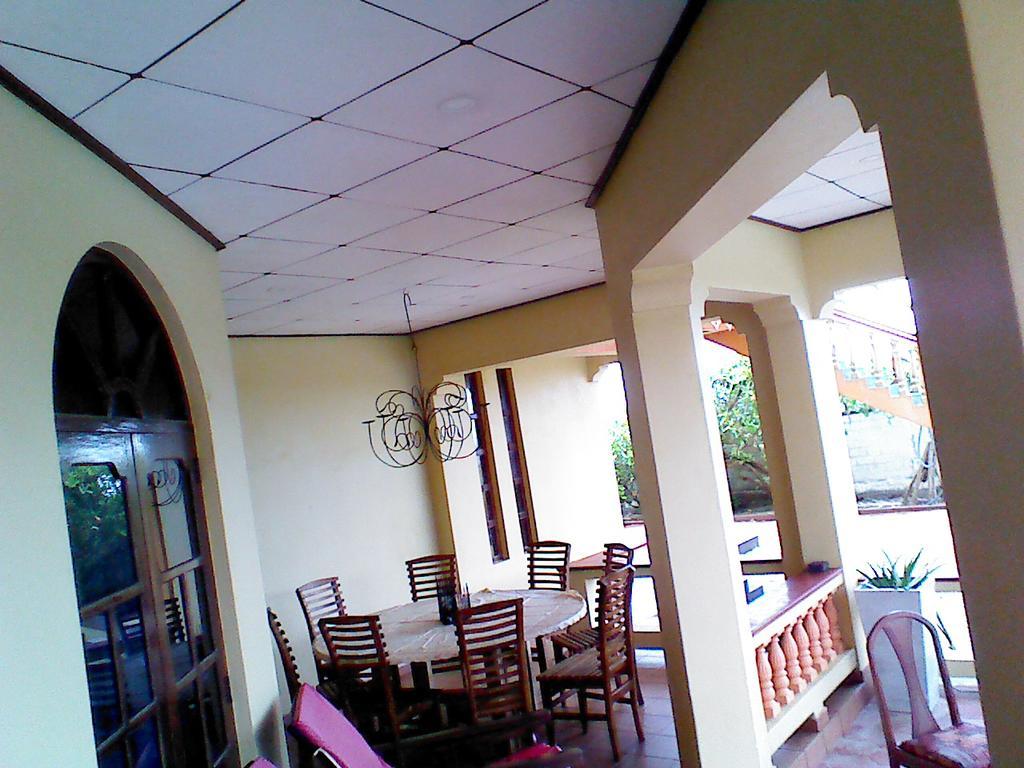 Villa Sea Breeze Kepungoda Esterno foto